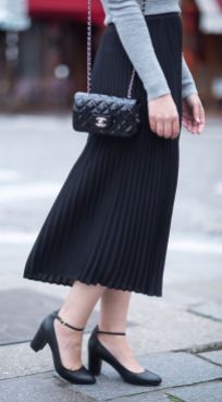 coco-and-vera-top-winnipeg-fashion-blog-top-canadian-fashion-blog-top-blogger-outfit-details-aritzia-pleated-skirt-chanel-extra-mini-handbag-raye-the-label-block-heels