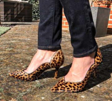 https://www.elegantduchess.com/2018/09/06/casual-stroll-subtle-ways-of-bringing-leopard-print-into-your-wardrobe/